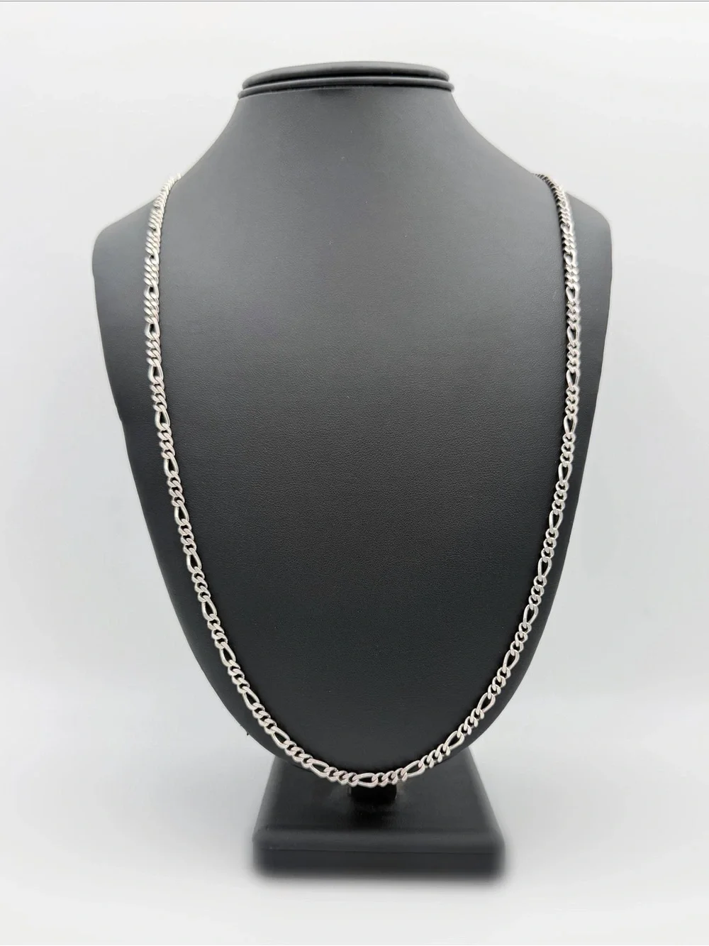 Italy 925 Sterling Silver solid Figaro Chain Necklace 30” 4mm
